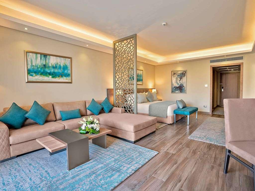 Rixos Premium Magawish Suites And Villas Hurghada Room photo
